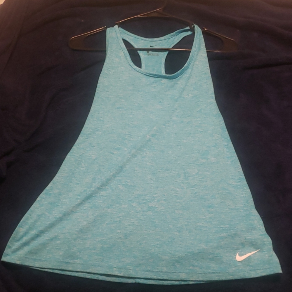 Nike dri fit tanktop size medium